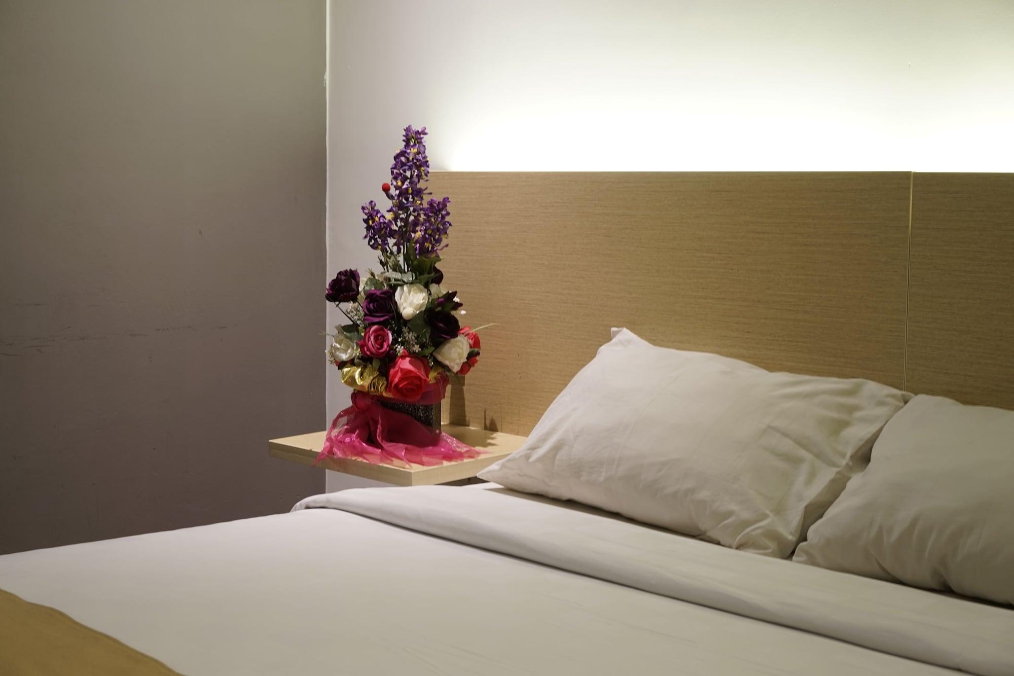 Yunna Hotel Lampung Bandar Lampung Extérieur photo