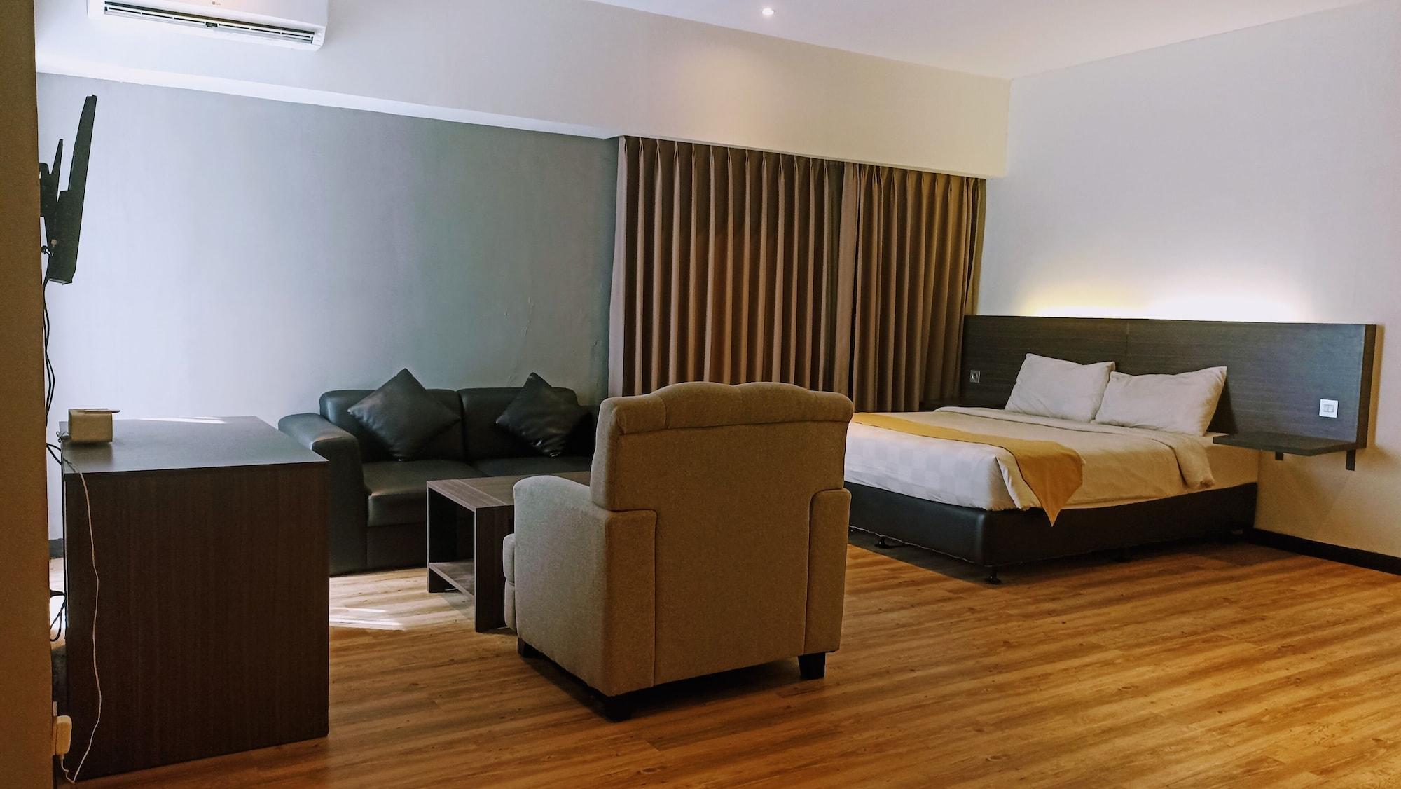 Yunna Hotel Lampung Bandar Lampung Extérieur photo
