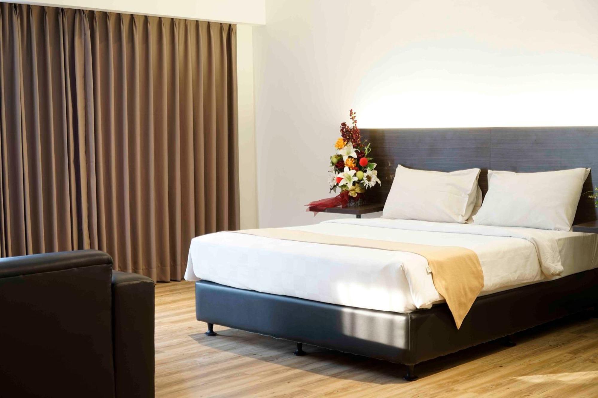 Yunna Hotel Lampung Bandar Lampung Extérieur photo