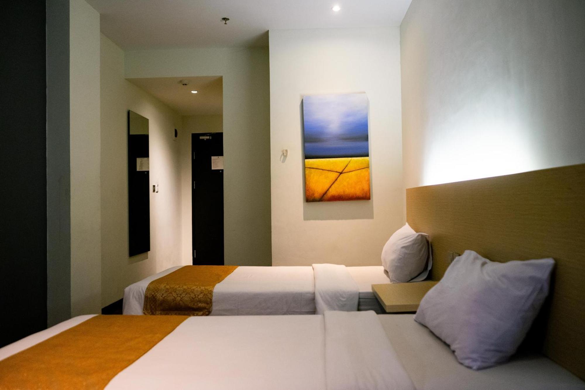 Yunna Hotel Lampung Bandar Lampung Extérieur photo
