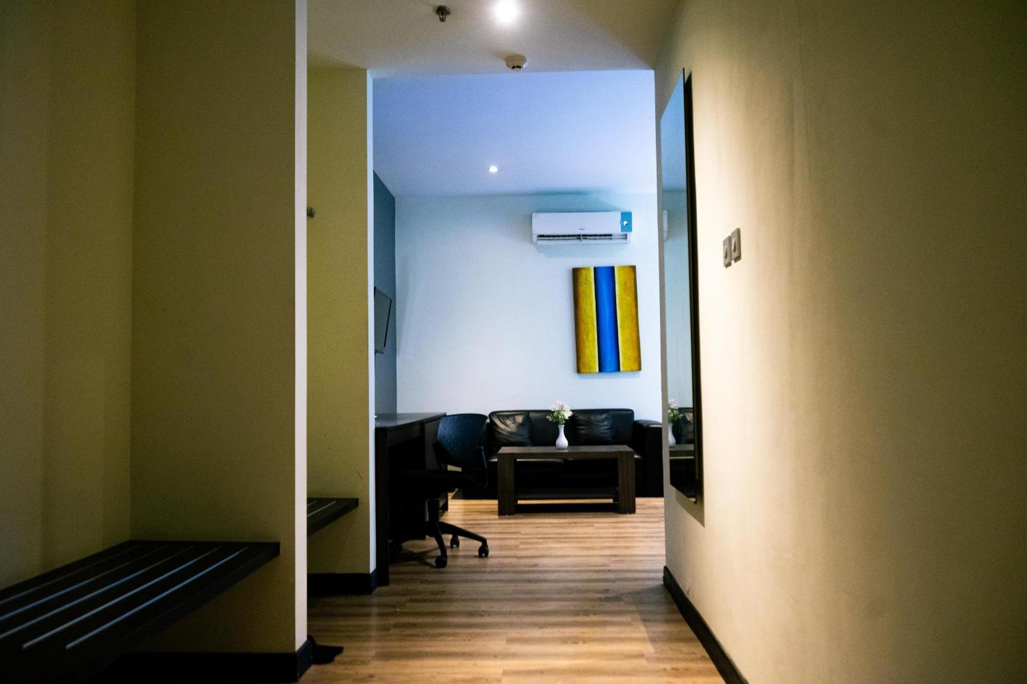 Yunna Hotel Lampung Bandar Lampung Extérieur photo